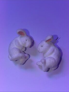 White Bunny Stud Earrings - flocked Rabbit Pet-Themed jewelry earrings set